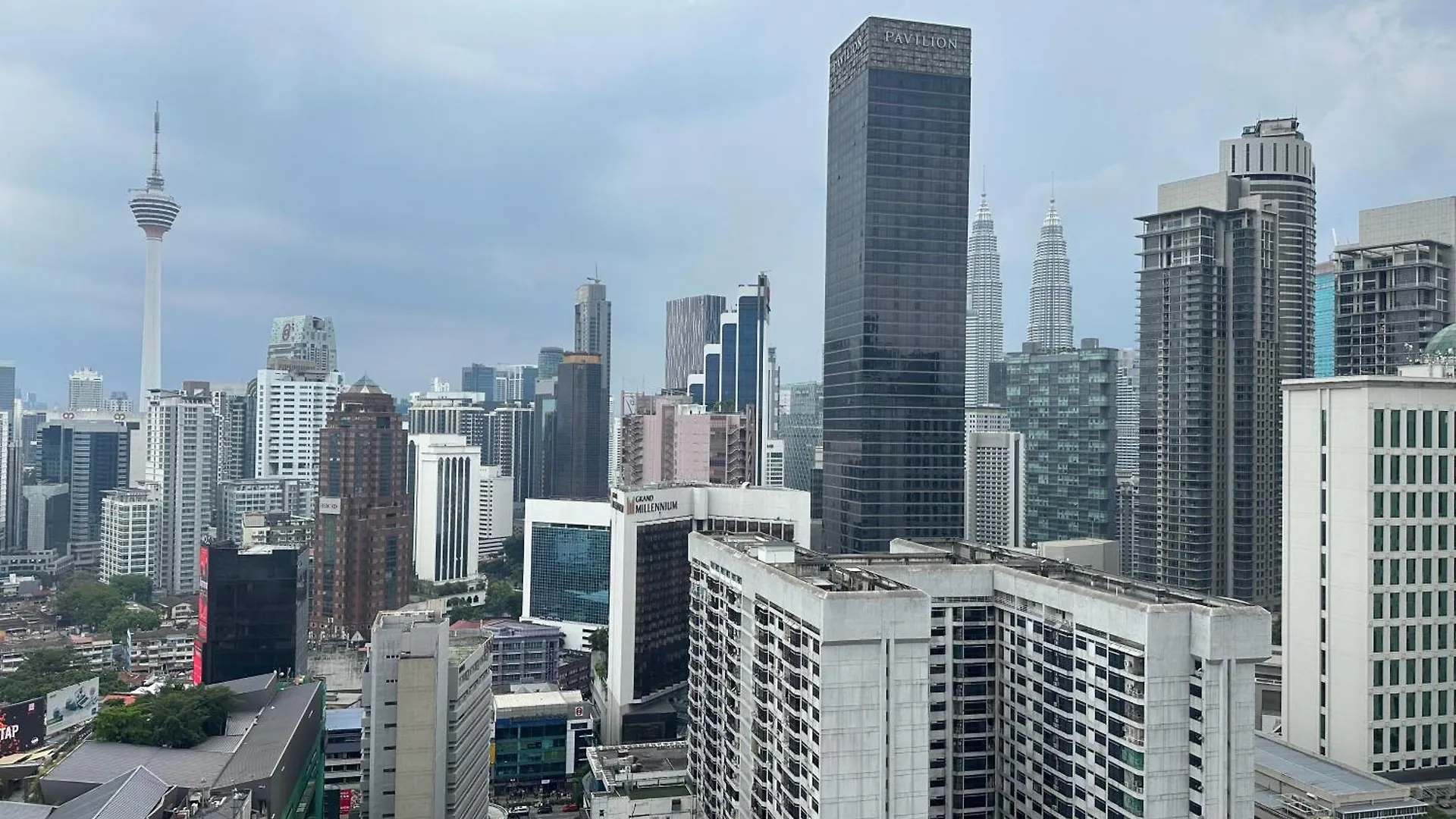 Ferienwohnung The Axon Bukit Bintang By Cozy White Kuala Lumpur Ma­lay­sia