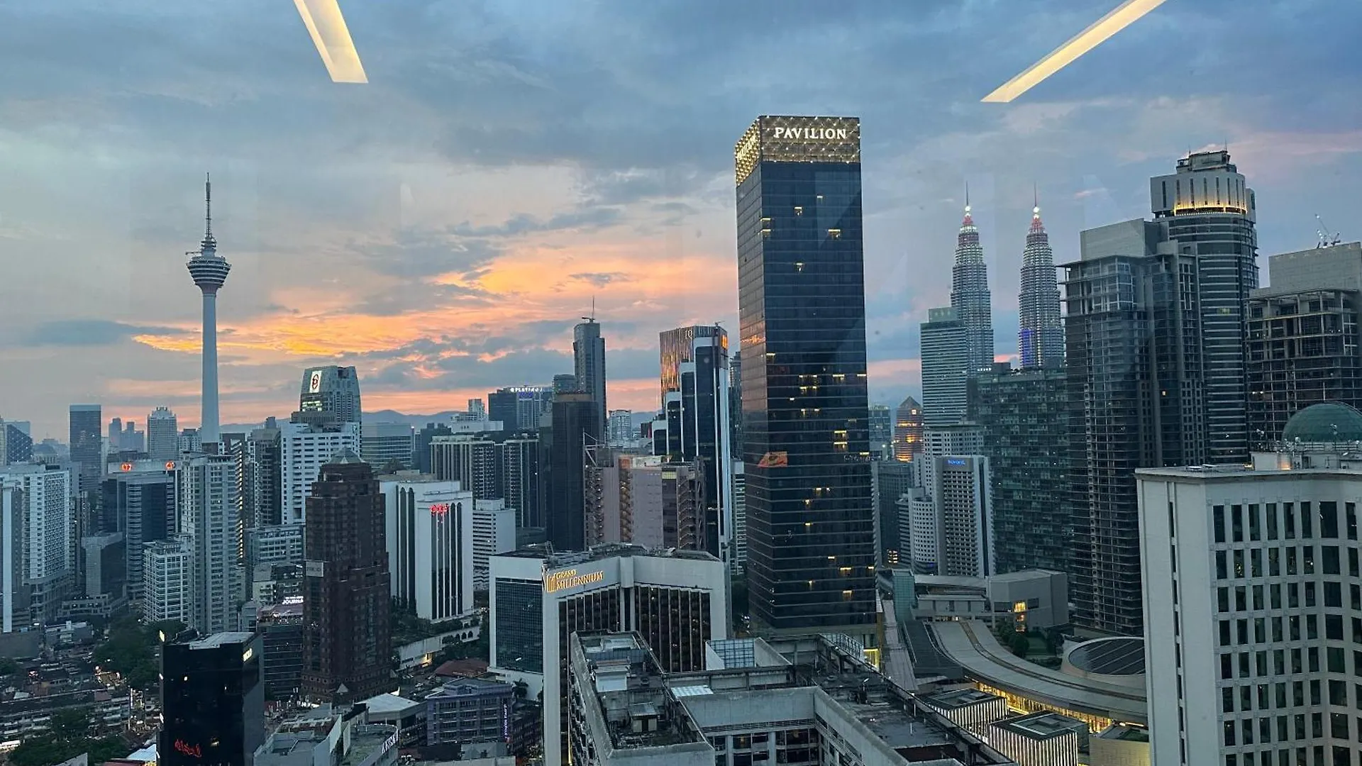 Ferienwohnung The Axon Bukit Bintang By Cozy White Kuala Lumpur 0*,  Ma­lay­sia