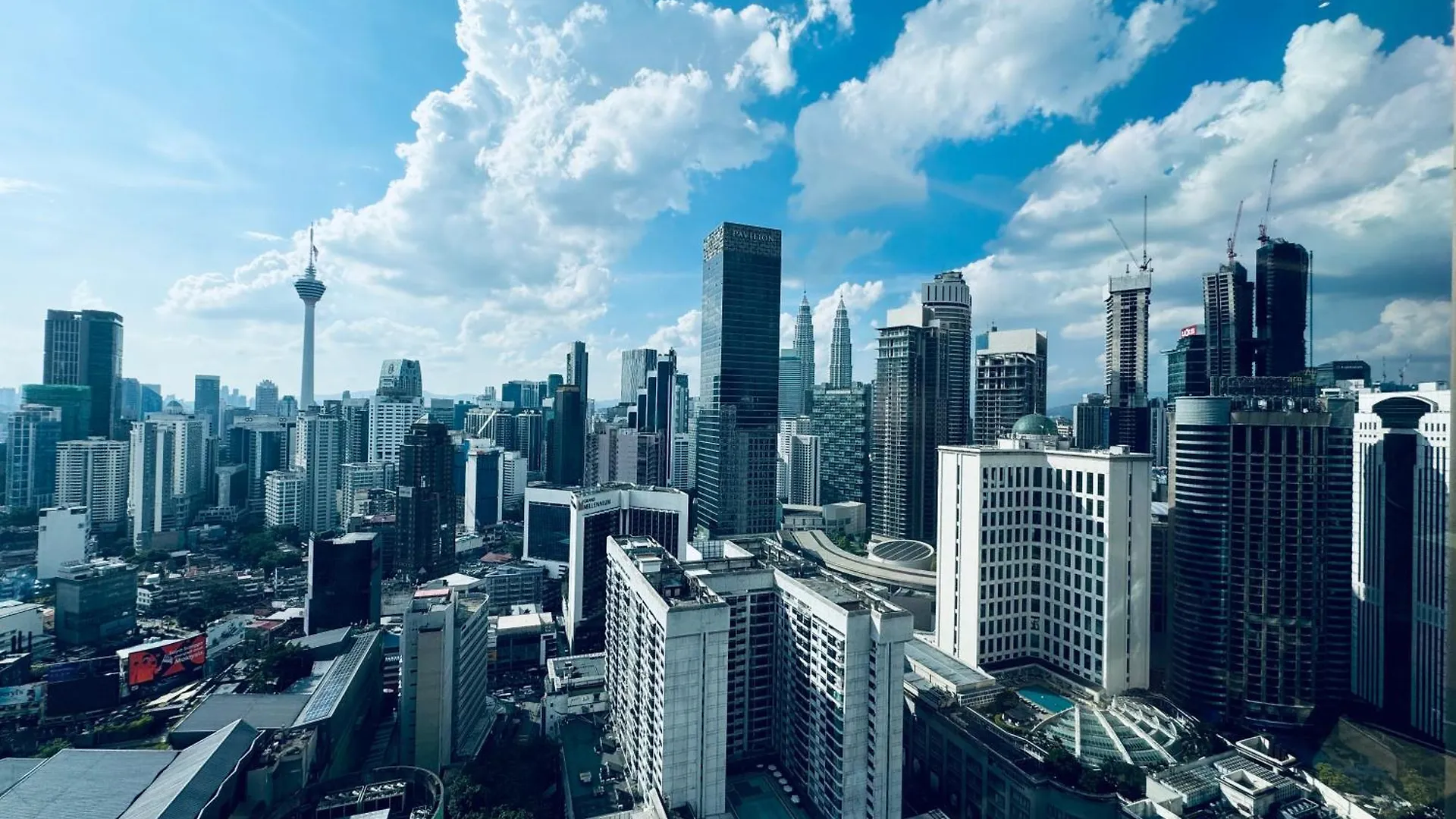Ferienwohnung The Axon Bukit Bintang By Cozy White Kuala Lumpur Ma­lay­sia